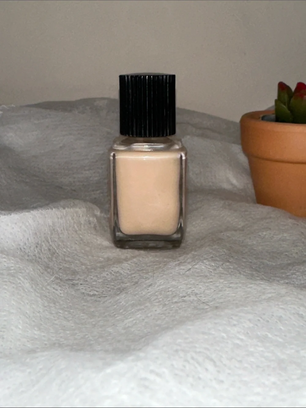 CHANEL Le Vernis Longwear Nail Colour Polish 548 Shade: Blanc White